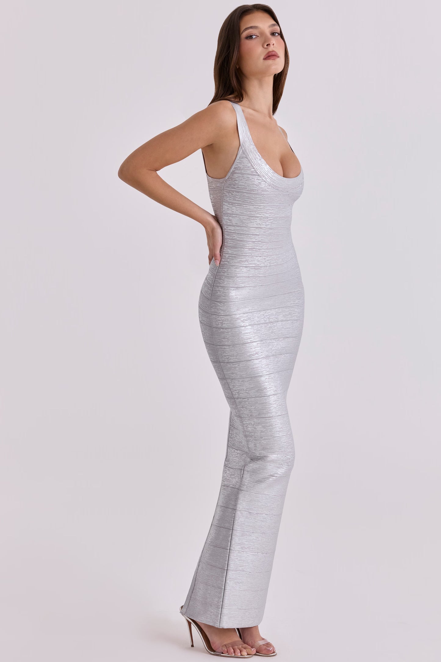 Vestido Alma Tipo Vendaje Plateado Metalizado