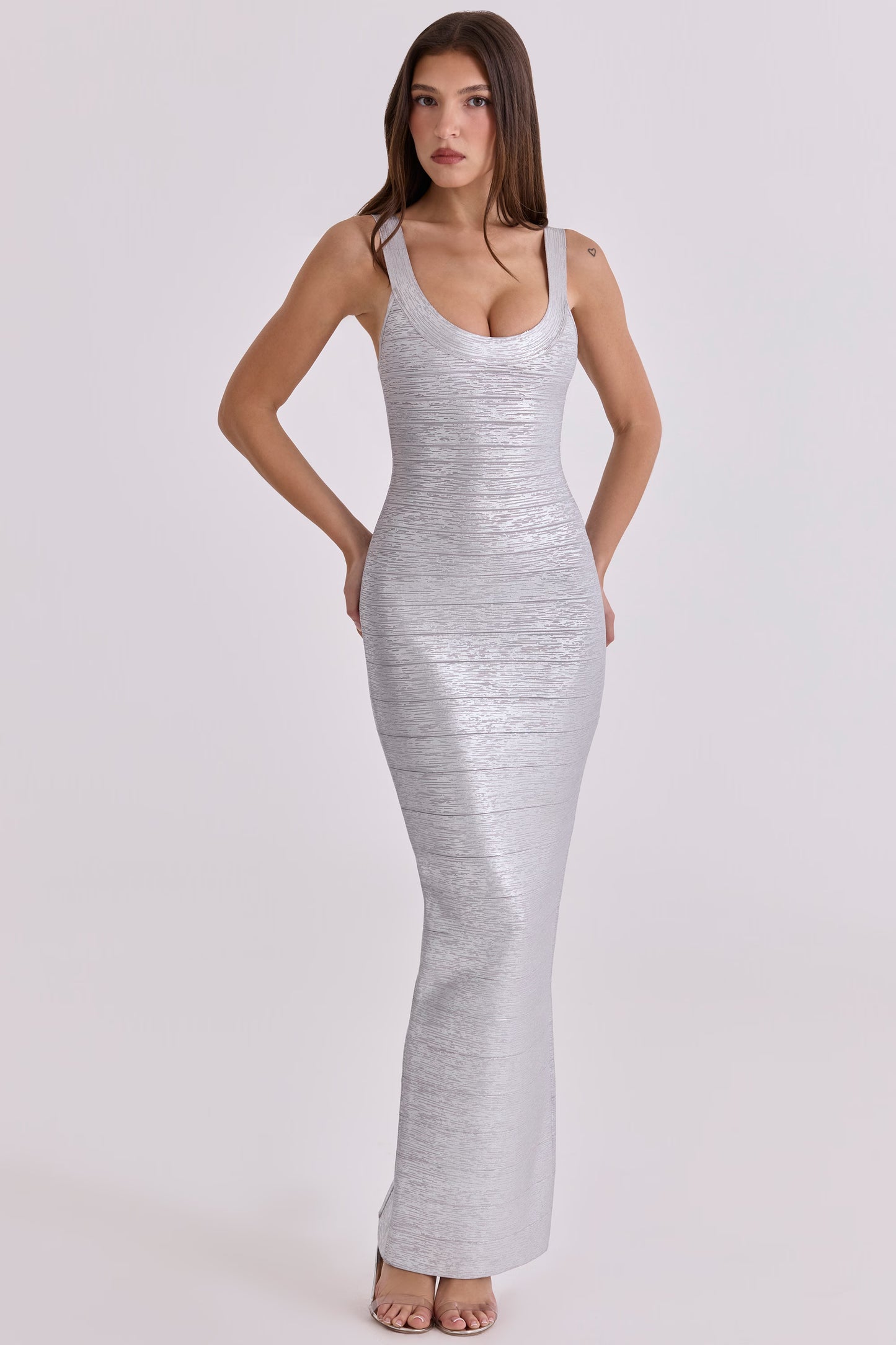 Vestido Alma Tipo Vendaje Plateado Metalizado